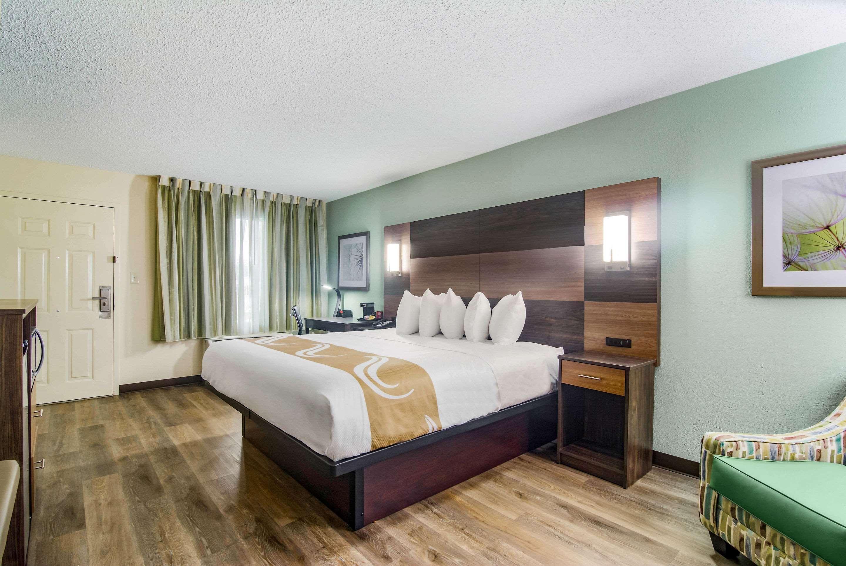 Quality Inn & Suites Lake City Bagian luar foto