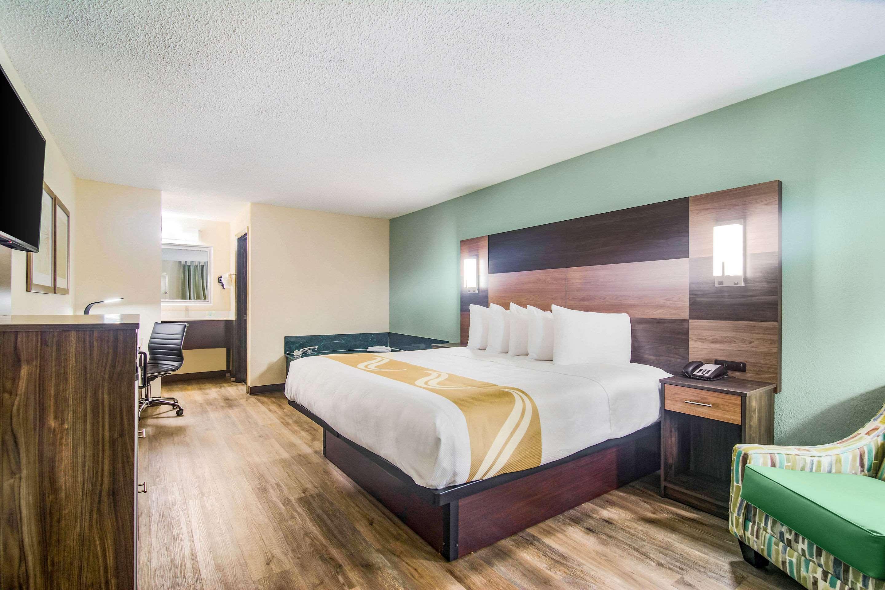 Quality Inn & Suites Lake City Bagian luar foto
