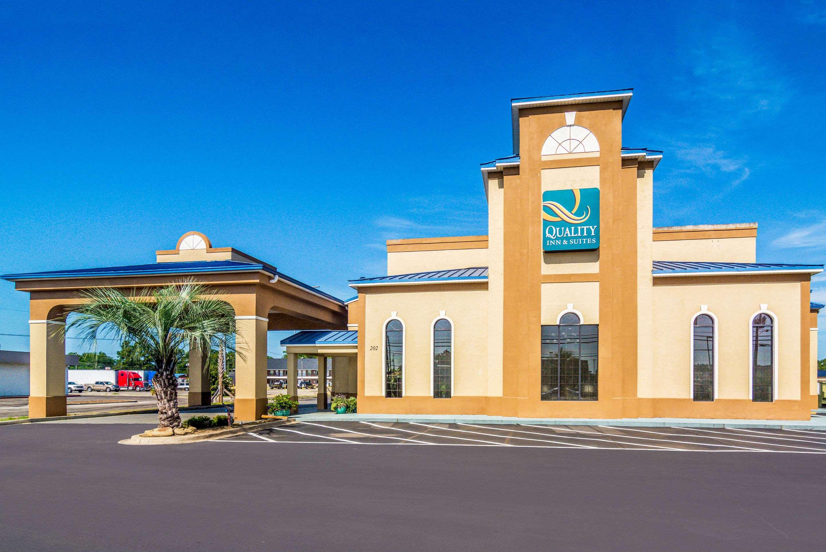 Quality Inn & Suites Lake City Bagian luar foto