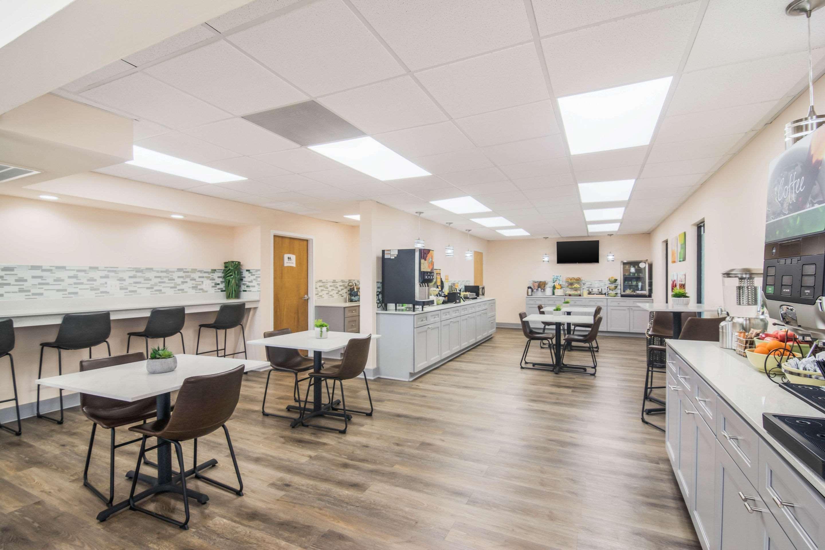 Quality Inn & Suites Lake City Bagian luar foto