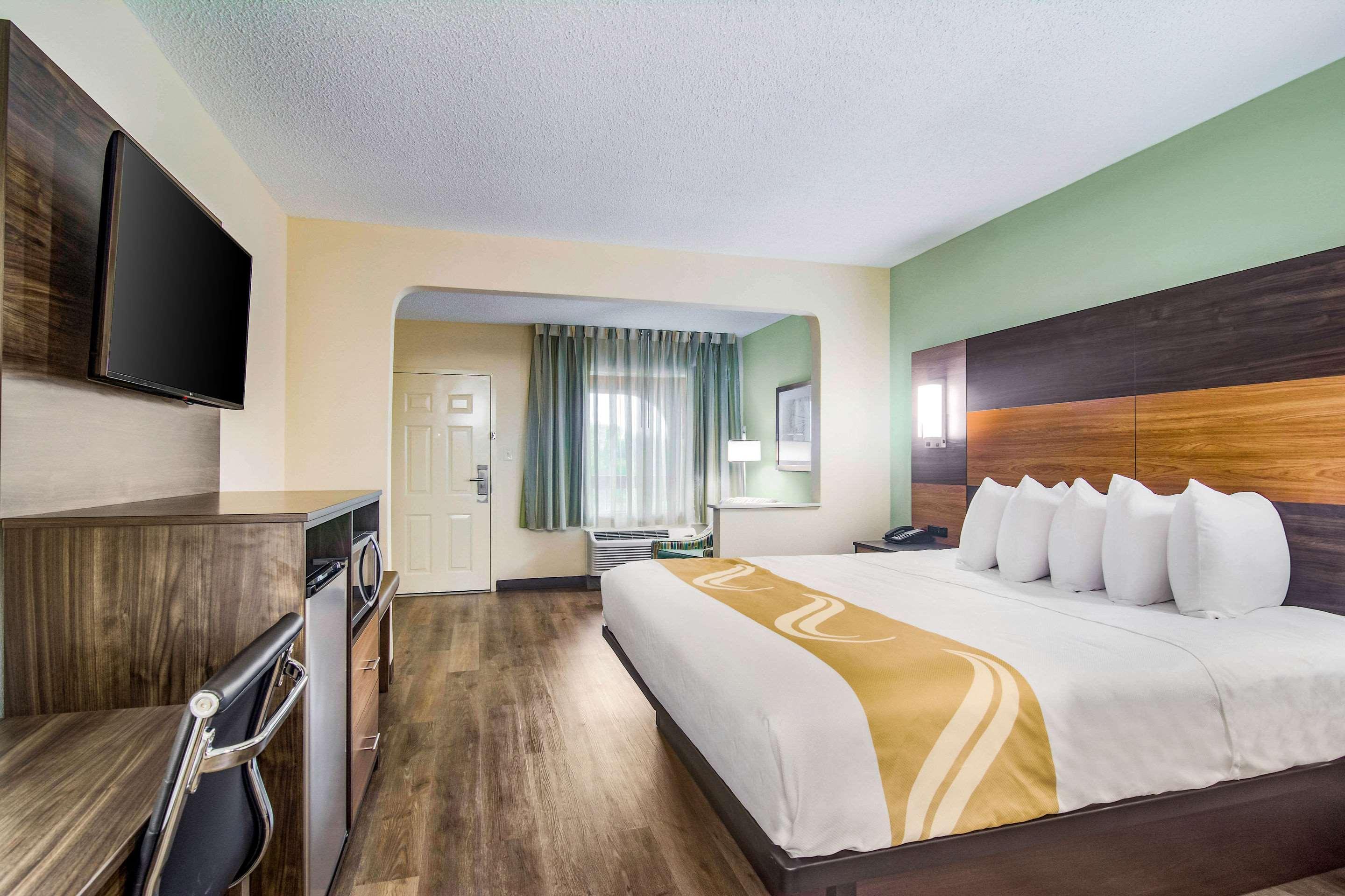 Quality Inn & Suites Lake City Bagian luar foto